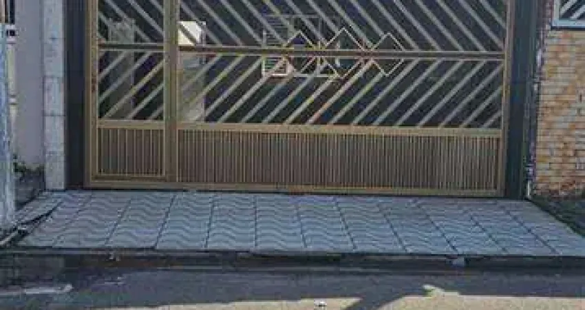 Seu novo lar te espera em praia grande/mirim!
casa espaçosa , bem localizada e com tudo que sua família merece!