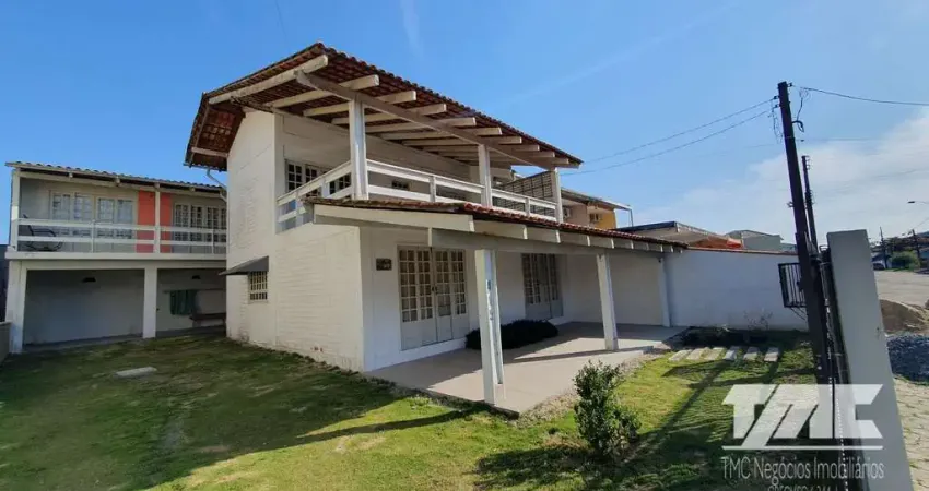 Casa com 5 quartos à venda na Rua Macapá, Balneário Enseada, São Francisco do Sul