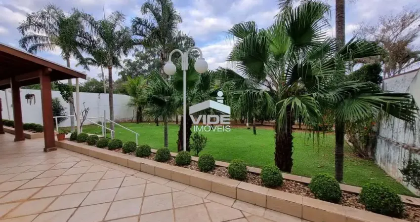 Casa de alto padrão em condomínio à venda em Campinas-SP, Loteamento Caminhos de São Conrado: 3 quartos, 3 suítes, 3 salas, 6 banheiros, 6 vagas, 407m².