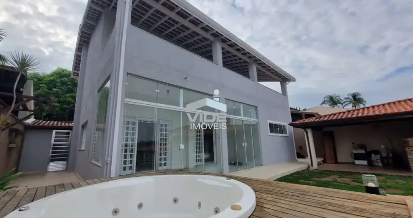 Casa em condomínio de campinas-sp, 3 quartos, 1 suíte, 3 salas, 4 banheiros, 4 vagas, 200m² - loteamento caminhos de são conrado