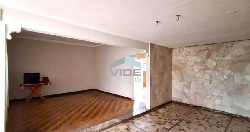 Casa à venda em campinas-sp, no bairro ponte preta, 3 quartos, 2 salas, 2 banheiros, 5 vagas de garagem, 262 m², pronta para house flipping!