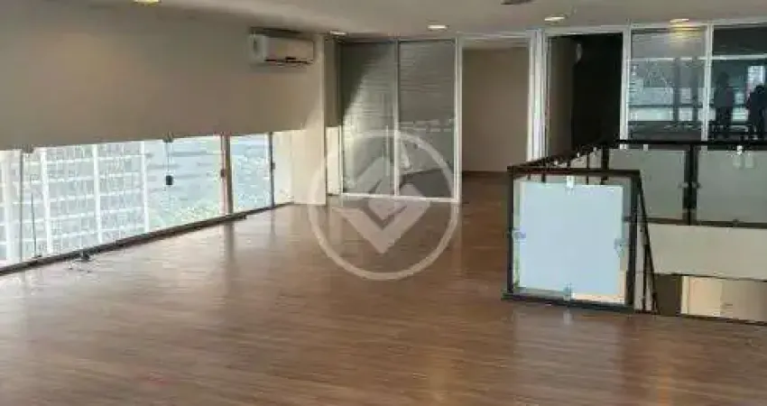 Vendo e alugo sala comercial triplex recém reformada na vila olímpia ar condicionado em todos os amb