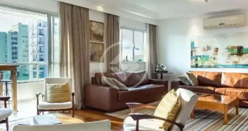 Apartamento em moema com 265m², 4 dormitórios (3 suítes) e 4 vagas de garagem demarcadas + depósito