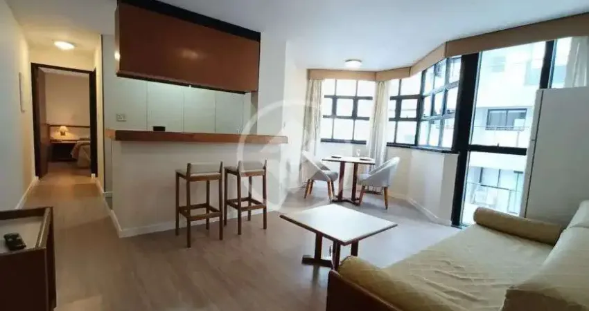 Apartamento à venda, em reforma, campo belo, 50 m², mobiliado, 1 dormitório, 1 vaga de garagem, laze