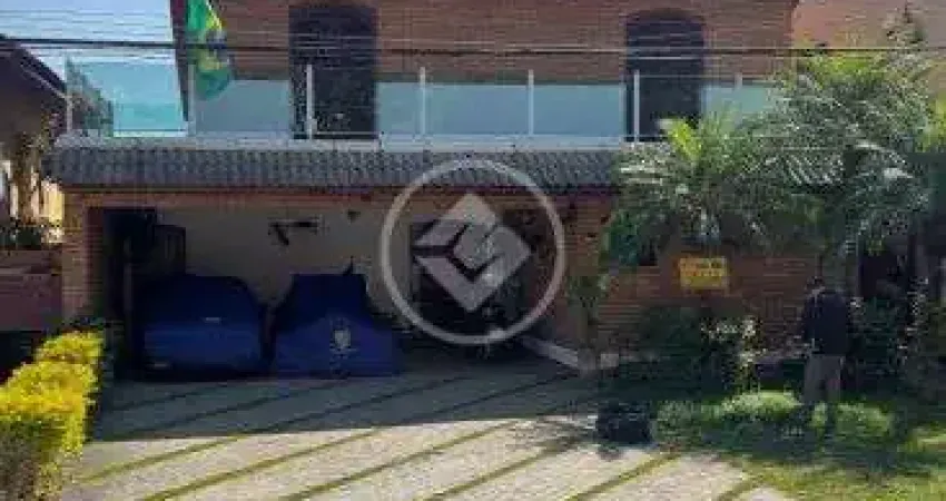 Casa aconchegante com 04 dormitórios sendo 02 suítes em alphaville 09 santana de parnaíba sp codigo: