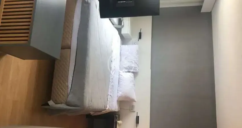 Alugo studio 32m2, mobiliado, infraestrutura completa. incluso: internet wi-fi, tv a cabo, limpeza d