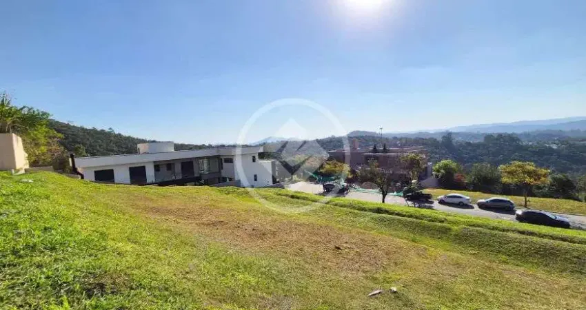 Terreno em aclive, 490mts, condomínio clube em alphaville codigo: 137043