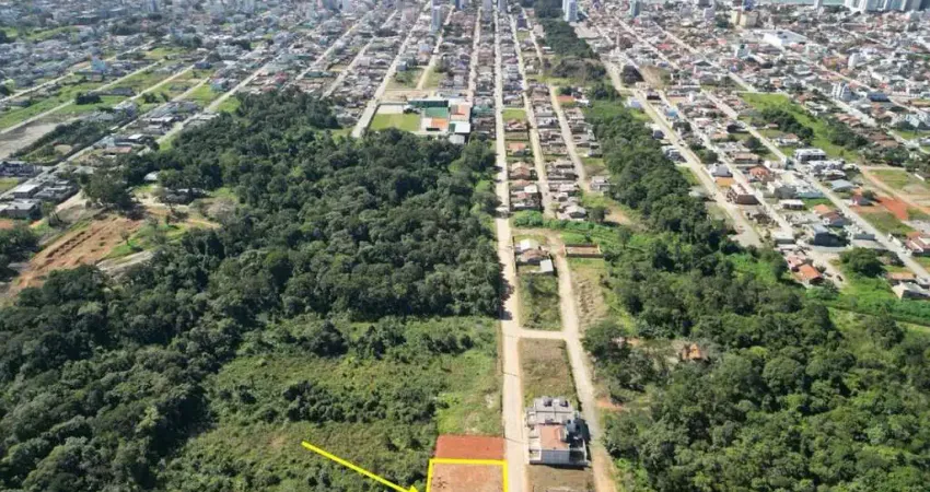 Terreno à venda no Itacolomi, Balneário Piçarras 