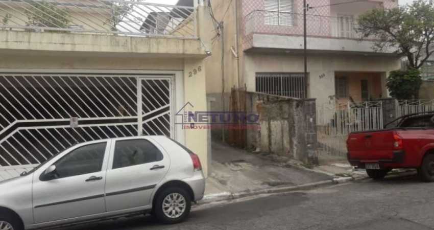 Sobrado na Vila Medeiros, 02 dorms,, cozinha, 02 vagas, terraço, 02 vagas em ótima localização.