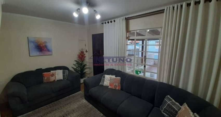 Ótimo sobrado na Vila Gustavo  com 02 dorms,  sala, cozinha, 01 vaga, em ótima  localização.