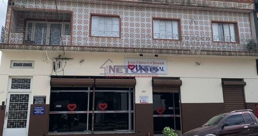 Imóvel comercial na Vila Medeiros com 03 salões comerciais e mais 02 apartamentos de 03 dorms cada.