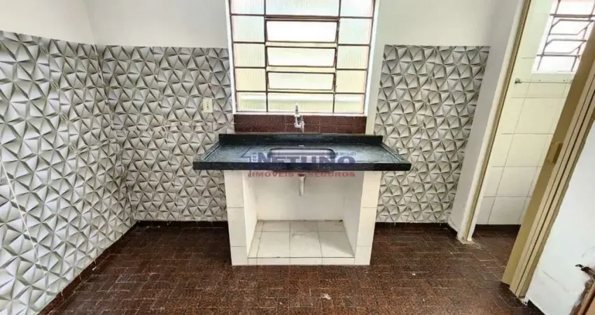 Casa com 1 quarto para alugar na Vila Medeiros, São Paulo 