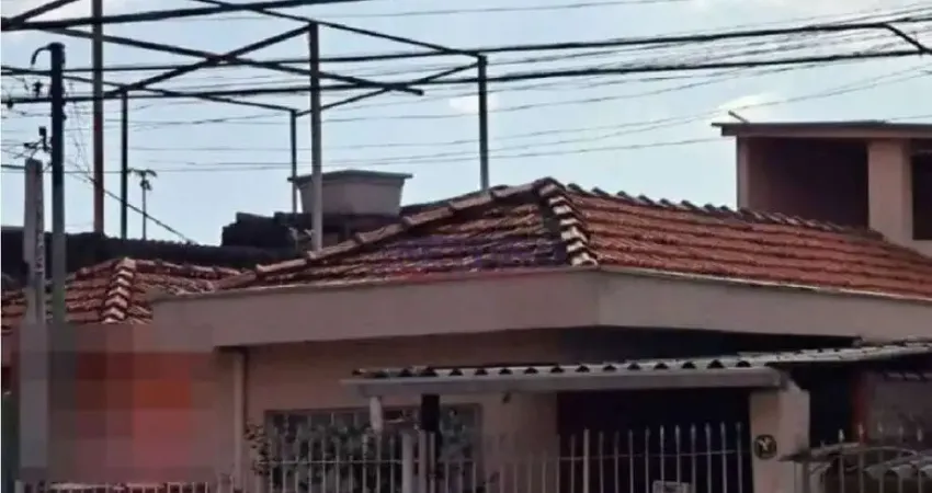 Casa térrea na Vila Medeiros com 02 dorms, sala de estar, cozinha, wc, 01 vaga, terraço, ótimo local