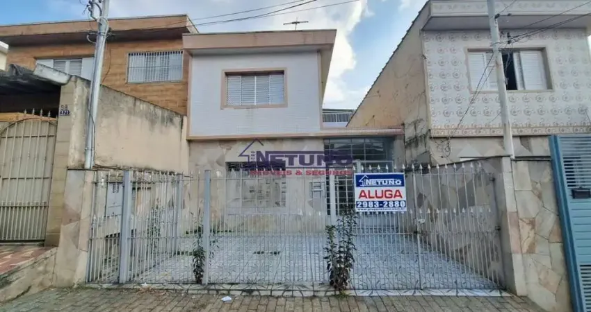 A casa certa para você! 2 dormitórios, 2 vagas de garagem com localização privilegiada
