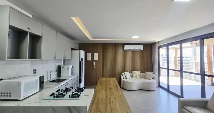 Cobertura mobiliada com 2 quartos próxima do mar no jardim oceania