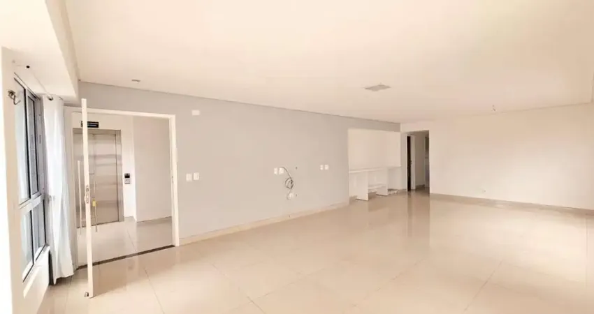 Apartamento com 226 m² e 4 suítes no Miramar