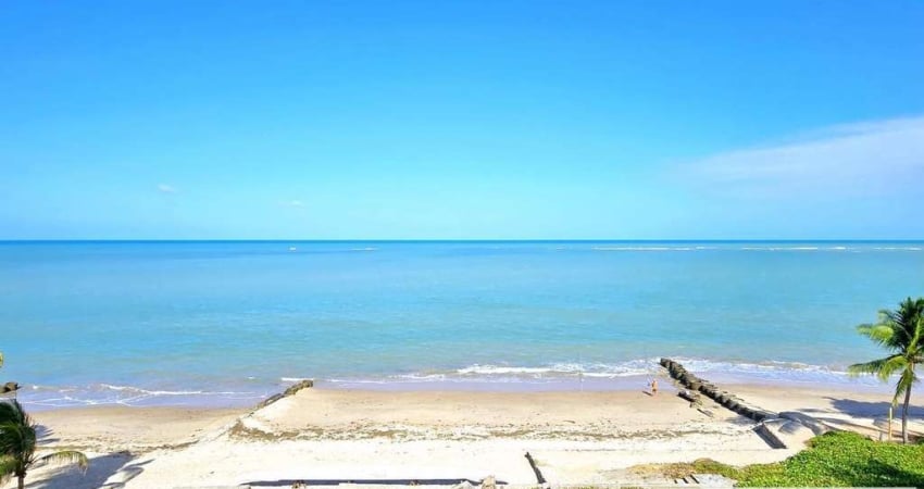 Casa com 992m² beira mar/pé na areia do Jardim Oceania.