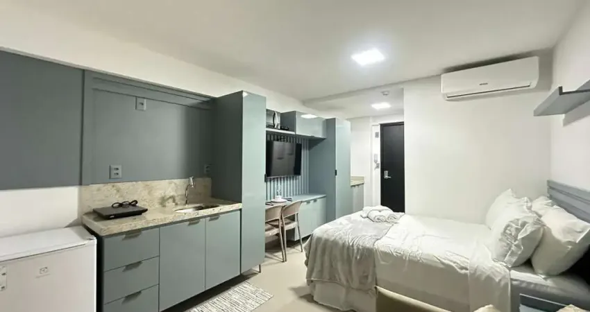 Flat novo com varanda na posição sul, localizado na beira mar do Jardim Oceania - Beach Haus