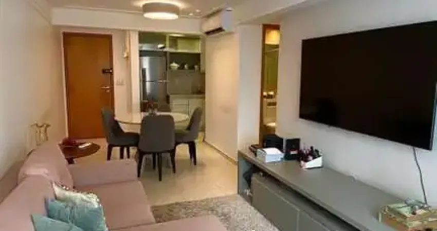 Apartamento porteira fechada com 57 m² em ótima localização no cabo branco