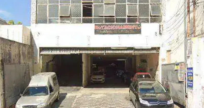 Barracão / Galpão / Depósito à venda na Rua Roma, Lapa, São Paulo
