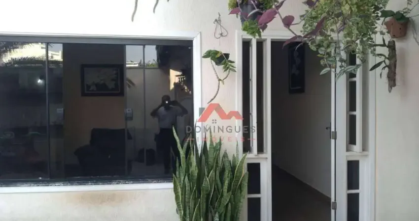 Casa com 3 dormitórios à venda, 180 m² por R$ 504.000,00 - Parque Residencial Jaguari - Americana/SP