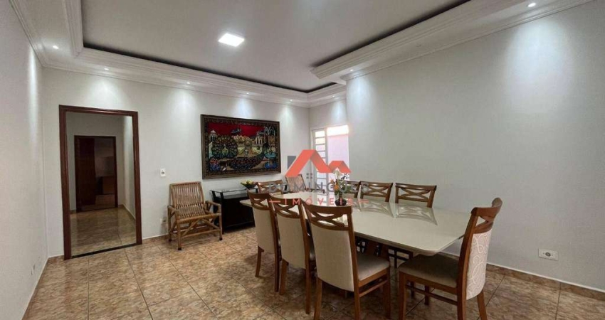 Casa com 4 dormitórios para alugar, 272 m² por R$ 4.565,00/mês - Santa Cruz - Americana/SP
