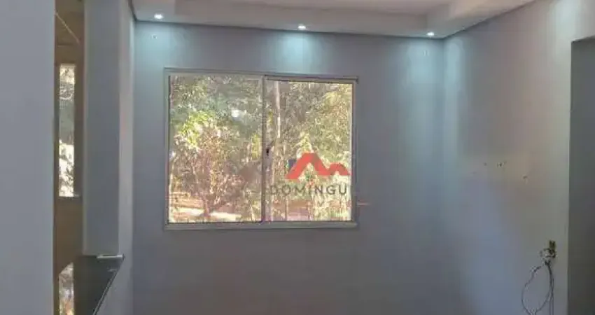 Apartamento com 2 dormitórios para alugar, 55 m² por R$ 1.140,00/mês - Chácara Letônia - Americana/SP