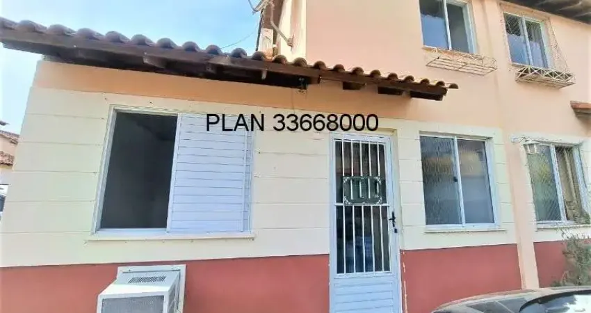 03 dormitórios, sala de estar e jantar, cozinha , banheiro, churrasqueira e 01 vaga de garagem.