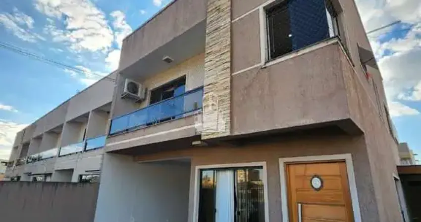 Casa com 2 quartos à venda na Rua José Domingues Pereira, 480, Ouro Verde, Campo Largo