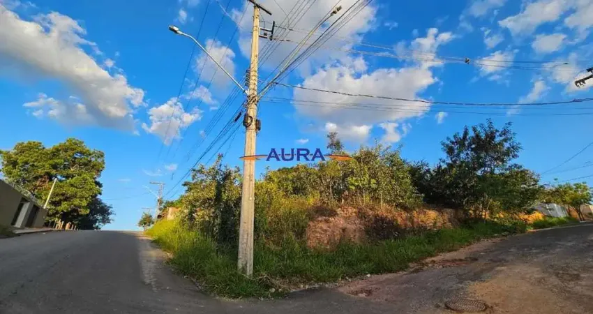 Terreno à venda no Centro, Martinho Campos