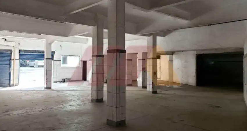 Amplo galpão comercial para locação ou venda a 650m do Metrô Jardim São Paulo