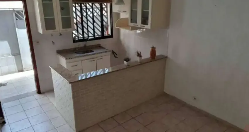 CASA  DE 1 DORMITÓRIO A VENDA NA VILA ESTER
