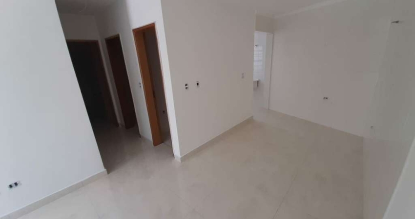 Apartamento de 38 metros + 9 metros de quintal, com 2 dormitórios à venda.
