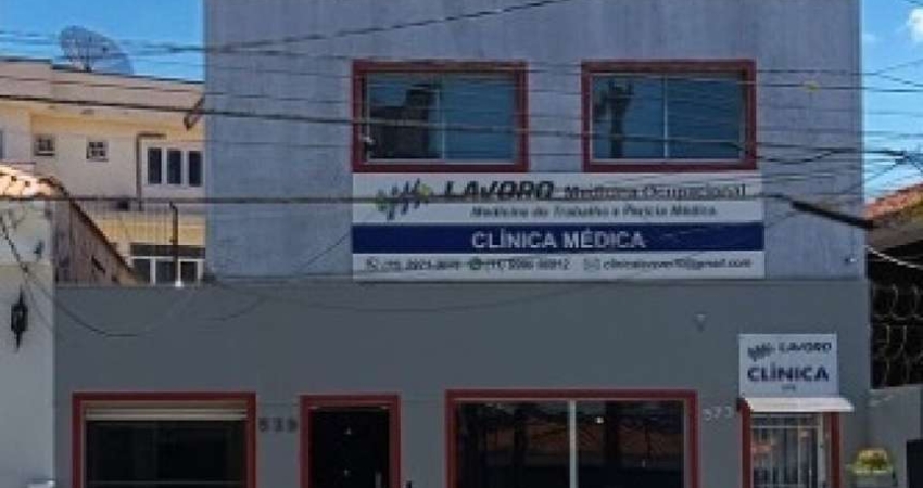 Loja comercial para alugar com 2 salas, vagas de garagem, 02 banheiros e cozinha no Jardim São Paulo