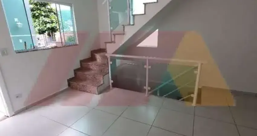 Sobrado em condomínio fechado para venda com 3 dormitórios e1 suíte e 2 vagas de garagem