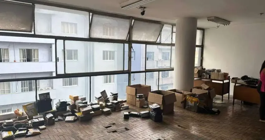 Sala comercial para locação com 170m² na rua líbero badaró – centro/sp
