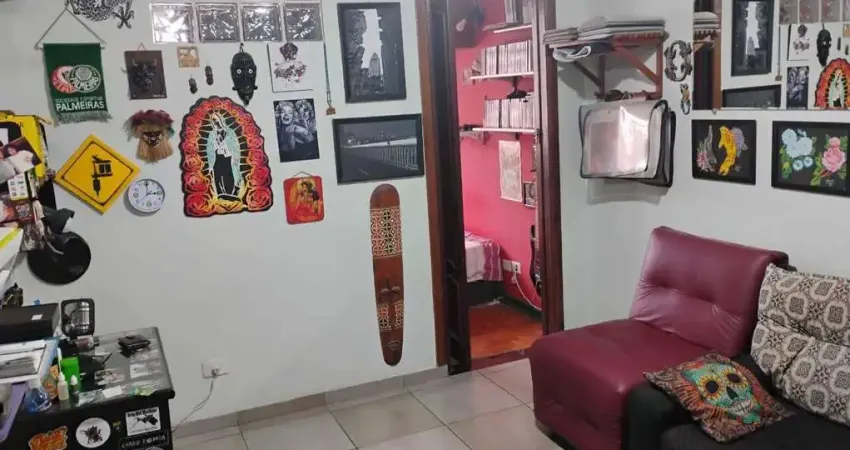 Studio compacto e funcional á venda com 30m², 1 quarto á 5 minutos do metrô república