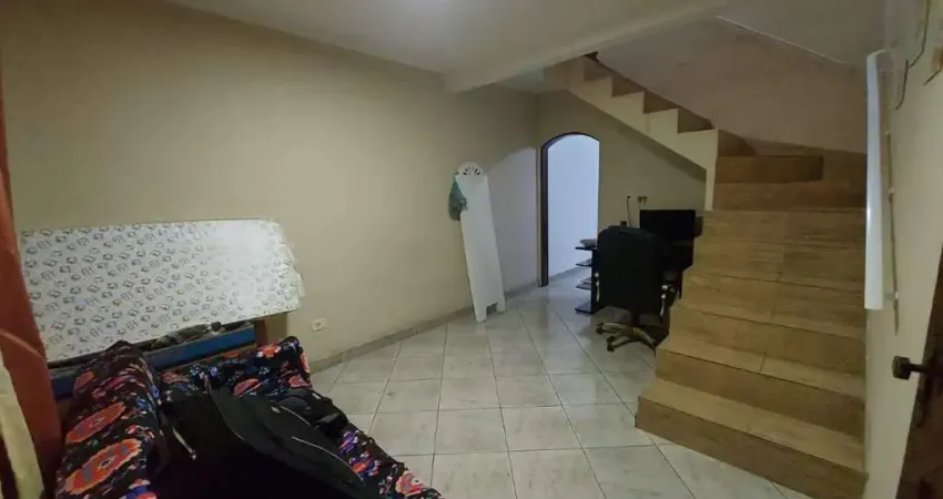 Casa, sobrado 130m ², com 3 quartos sendo 2 suítes e 1 sacada, 3 salas, 2 vaga de garagem à venda no jardim aeródromono em guarulhos