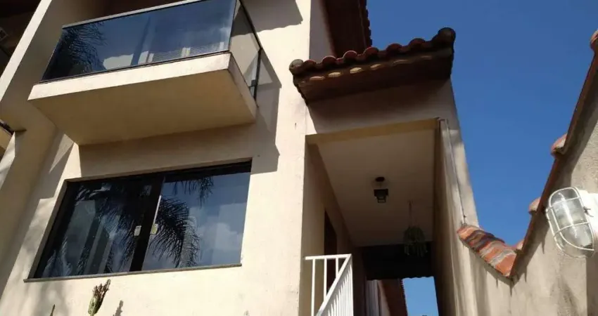 Casa, sobrado, 156m², 3 dorm com suíte, sendo 1 com sacada, espaço goumet com churrasqueira, no jardim vila fátima em guarulhos