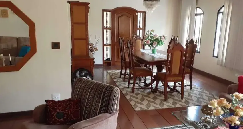 Sobrado de alto padrão à venda com 300m², 3 quartos, 3 suítes na vila galvão guarulhos