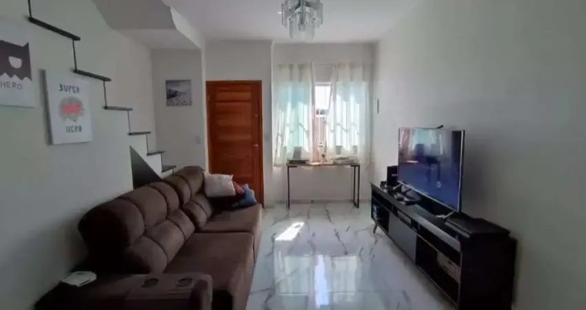 Sobrado á venda em condomínio 65m², 2 dormitórios, 2 banheiros próximo ao metrô guilhermina esperança zona leste