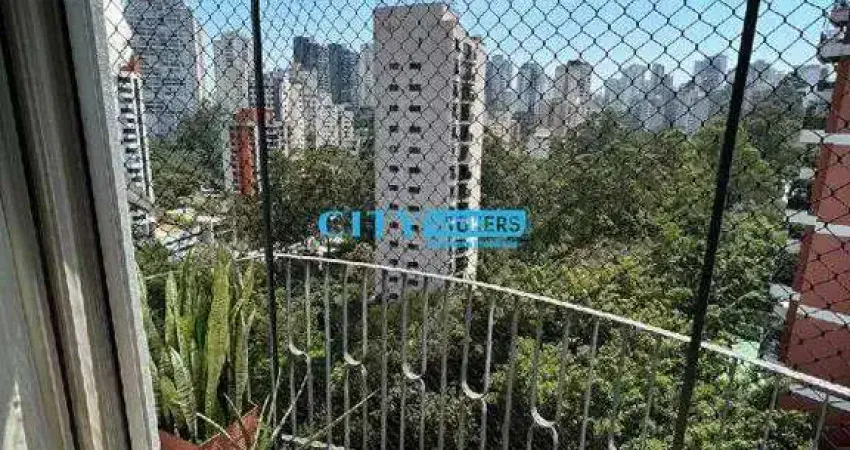 Cobertura á venda com 220m², 4 dormitórios, 5 banheiros, piscina e churrasqueira no panamby zona sul