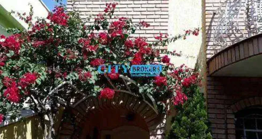 Sobrado alto padrão á venda com 3 dormitórios, 4 banheiros, 1 suíte no rio pequeno