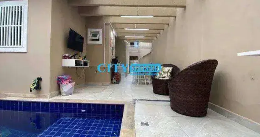 Sobrado com 3 suítes, 3 vagas e piscina aquecida em guarulhos.