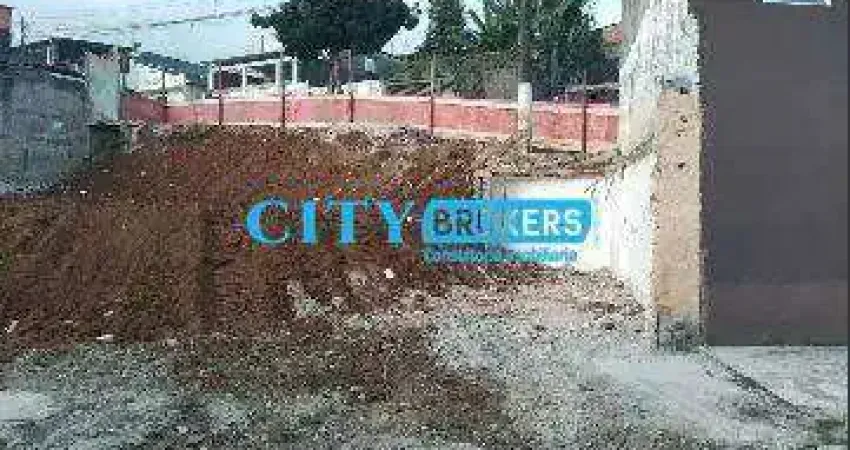 Terreno à venda na Rua Jandyra Nogueira Martins, Jardim Myrna, São Paulo