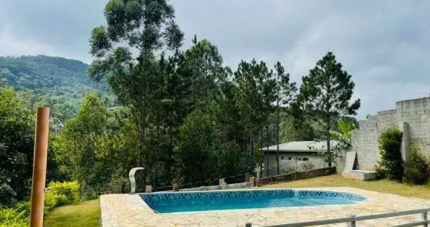 Chácara em corumbá (terra preta) com 200.00 m² , 4 quarto(s) , 5 vaga(s).