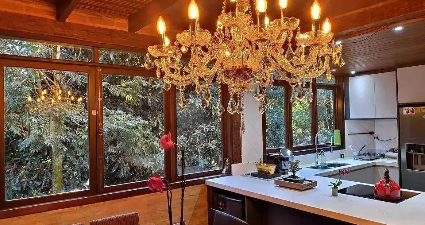 Casa em roseira com 300.00 m² , 3 quarto(s) , 2 suíte(s) , 15 vaga(s).