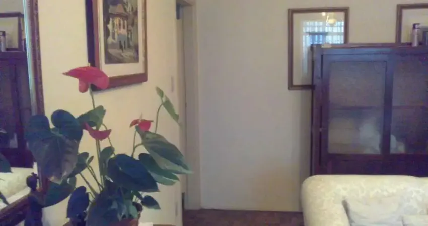 Sobrado á venda com 206m², 3 dormitórios sendo uma suíte 3 vagas á venda no planto paulista zona sul