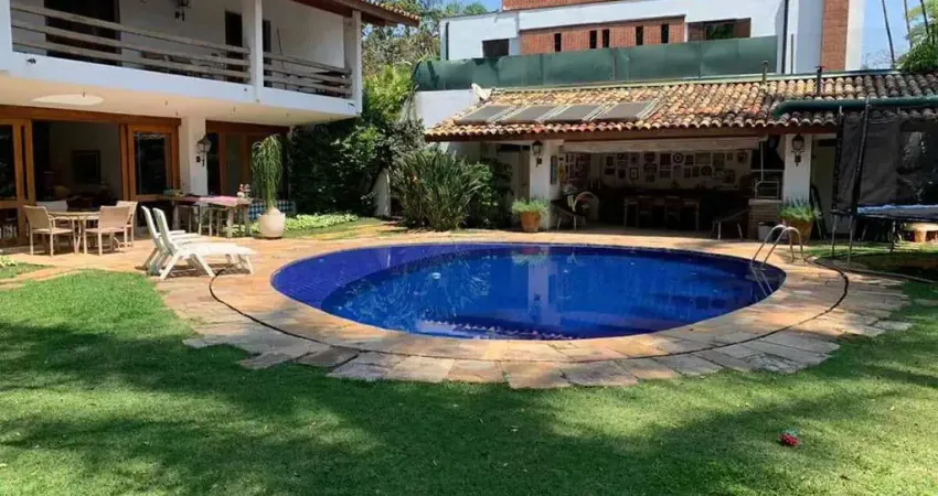 Casa alto padrão á venda com 4 dormitórios, 8 banheiro no bairro butantã zona oeste