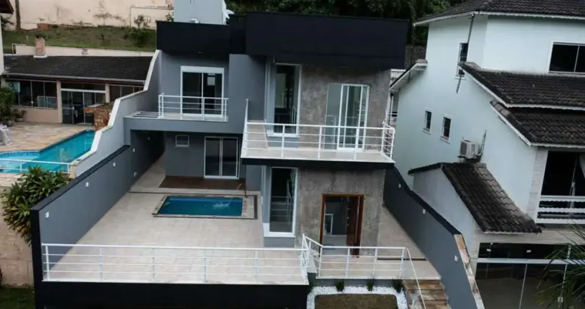 Casa em condomínio em parque residencial itapeti com 249.00 m² , 3 quarto(s) , 3 suíte(s) , 3 vaga(s).